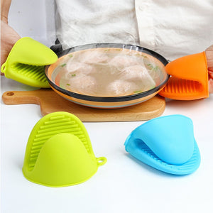 Kitchen Accessories Silicone Gloves Oven Heat Insulated Finger Gloves Cooking Tools Microwave Non-slip Gripper Kitchen Gadgets